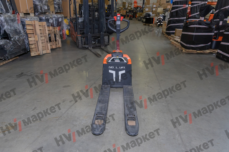 Тележка самоходная PTE15Q2-A 1500 кг, 540/685 * 1150 мм, одинарный ролик, литий-ионный аккумулятор 24 В / 20 Ач, зарядное устройство на 5 А, китайский контроллер, без стабилизаторов HV Market