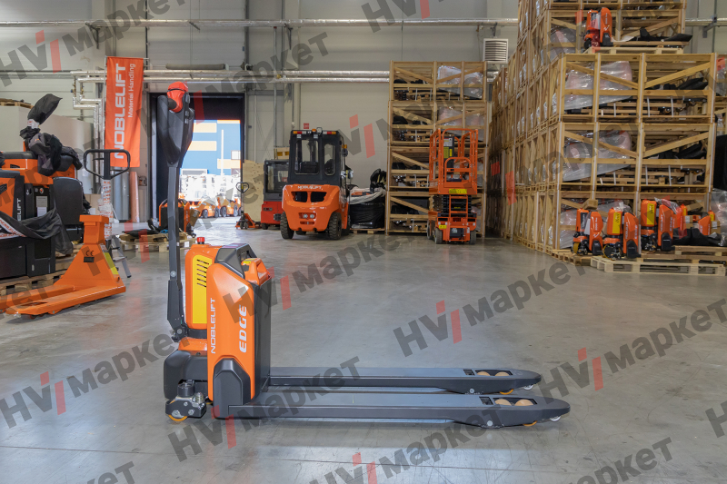 Тележка самоходная PTE15NPro 1500 кг, 540x1150 мм, двойные ролики 80x70, литиевая батарея24V/40Ah, с зарядным устройством 12A, контроллер Curtis