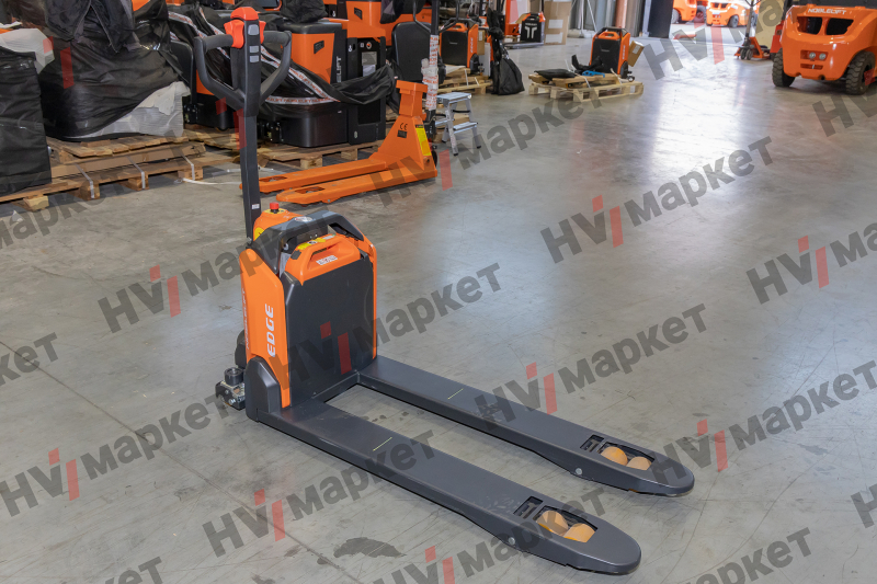 Тележка самоходная PTE15NPro 1500 кг, 540x1150 мм, двойные ролики 80x70, литиевая батарея24V/40Ah, с зарядным устройством 12A, контроллер Curtis