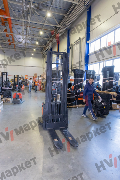 Самоходный штабелер PS15 Duplex mast (FFL, В-3600мм)