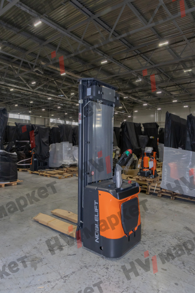 Штабелер самоходный Noblelift PS16N-DX2900