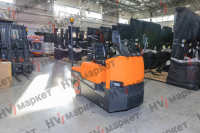 Самоходный Тягач для склада/производства T60Q 6000kg Sit-on tow tractor, standard with AB 48/400+ 48/55, with blue light and rearview mirror, and walkie mode button, optional Controller Curtis F4A and display, Seat armrest , Color: Orange & grey HV Market