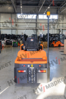 Самоходный Тягач для склада/производства T60Q 6000kg Sit-on tow tractor, standard with AB 48/400+ 48/55, with blue light and rearview mirror, and walkie mode button, optional Controller Curtis F4A and display, Seat armrest , Color: Orange & grey HV Market