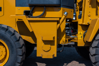 Фронтальный погрузчик XG918N (3-я гидролиния, ковш 4-в-1) HV Market