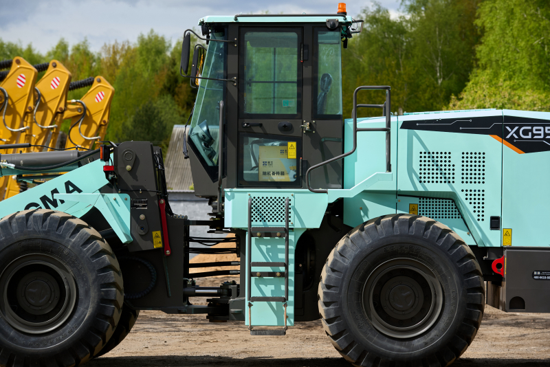 Фронтальный погрузчик XG958EV HV Market