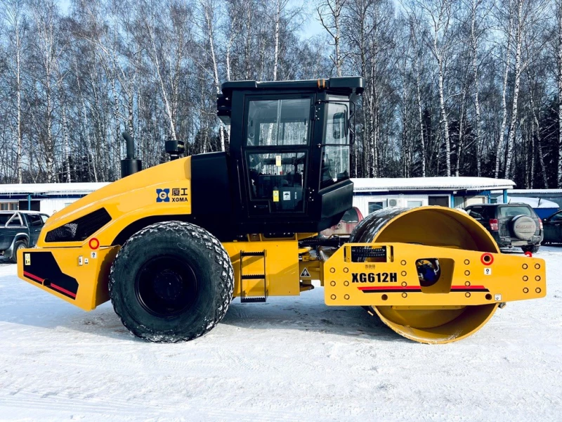 Грунтовый каток XG612H (12000kg , АС, отопитель)