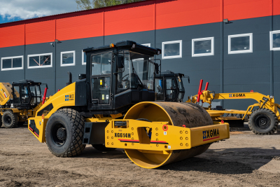 Грунтовый каток XG614H (14000kg , АС, отопитель)