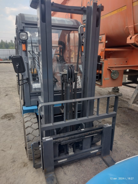 TRF D* Вилочный погрузчик