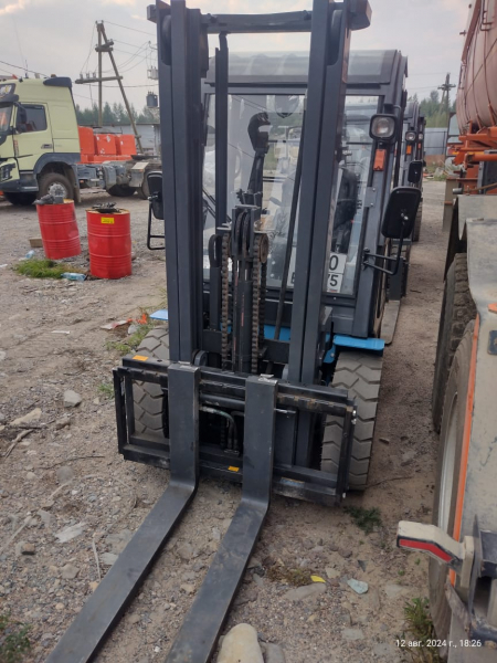 TRF D* Вилочный погрузчик