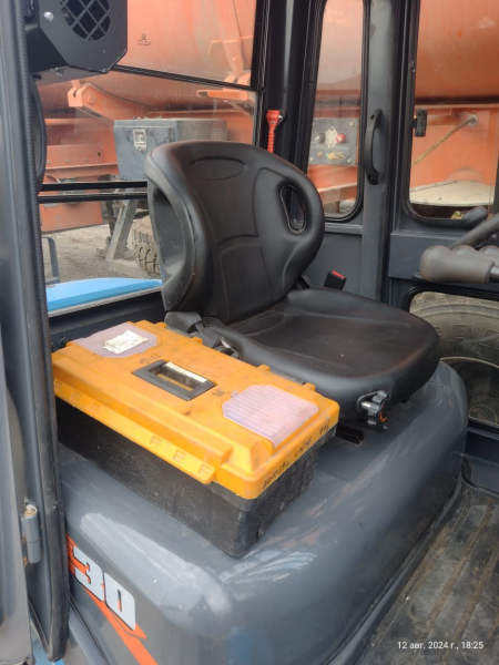 TRF D* Вилочный погрузчик