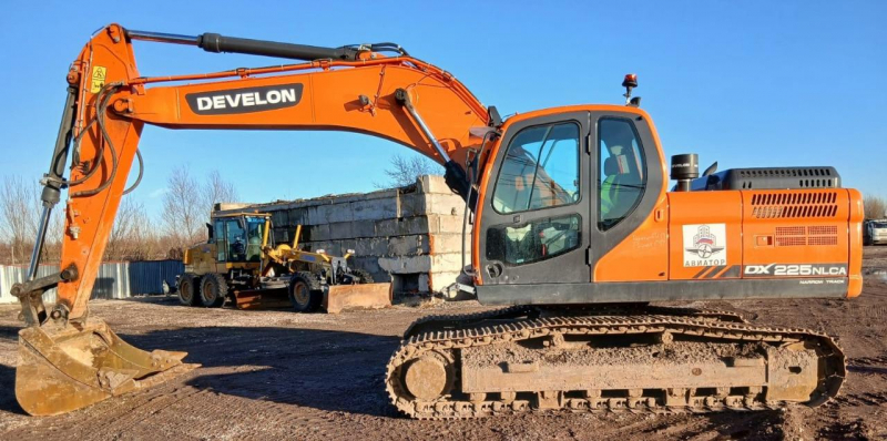 DEVELON DX225* Экскаватор HV Market