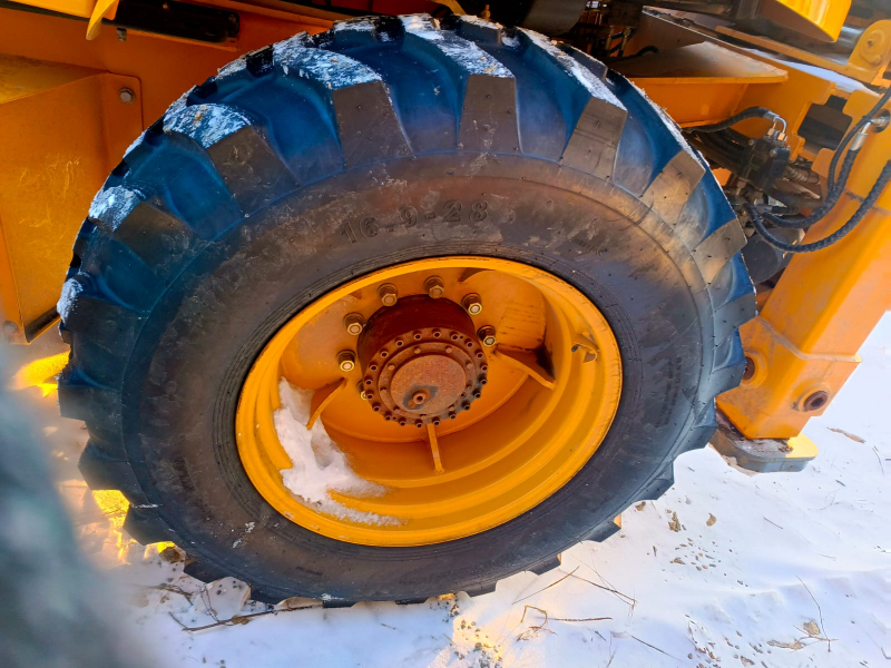 Bull 4SX Экскаватор-погрузчик HV Market