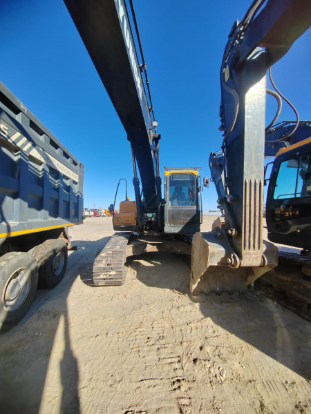 Hyundai HX220 Экскаватор HV Market