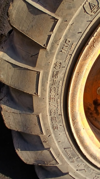 Cukurova 884 Экскаватор-погрузчик HV Market