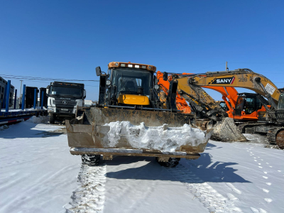 SHANMON 388 Экскаватор-погрузчик HV Market