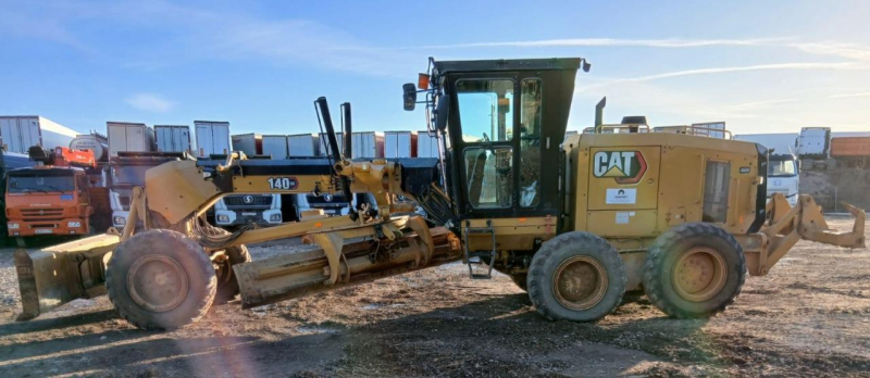 Caterpillar 140 Автогрейдер