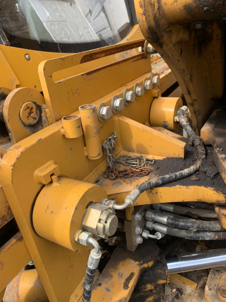 SHANMON 388 Экскаватор-погрузчик HV Market