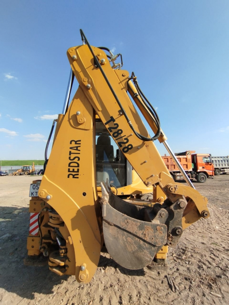 REDSTAR T28* Экскаватор-погрузчик