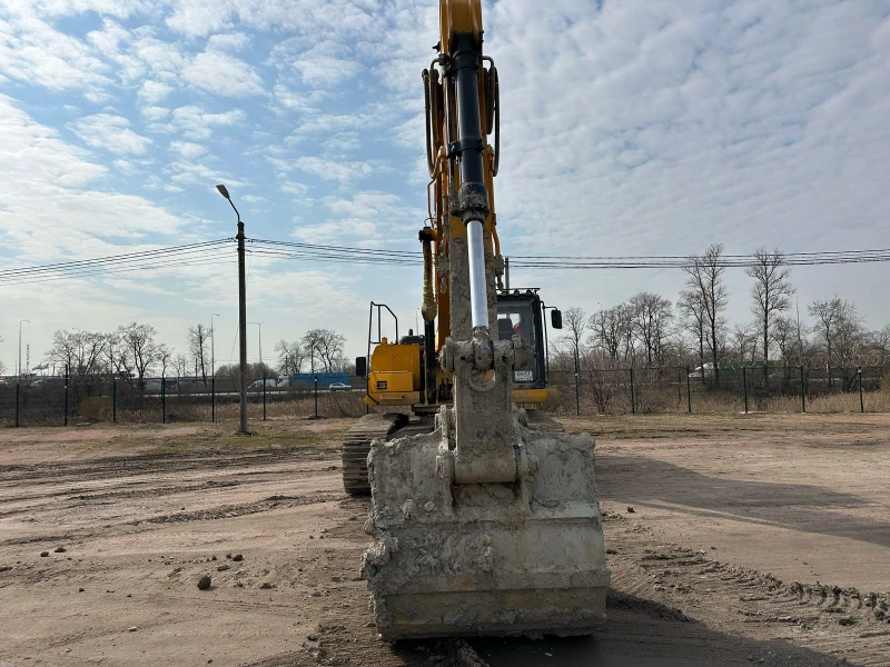 LiuGong CLG933 Экскаватор