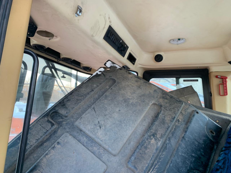 Петербургский тракторный завод Кировец К-742М Сельскохозяйственный трактор