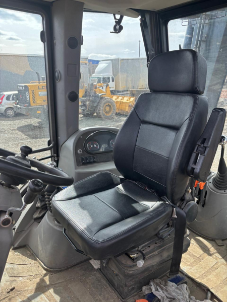 BIZON 888 Экскаватор-погрузчик HV Market