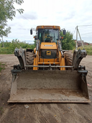 Bull 4SX Экскаватор-погрузчик