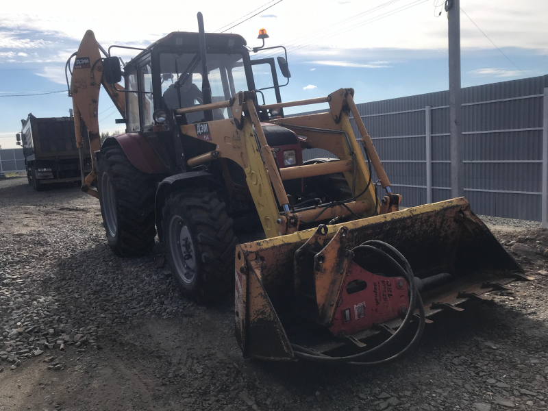 ДОРЭЛЕКТРОМАШ ДЭМ-1145 на базе трактора МТЗ 92П Экскаватор-погрузчик HV Market