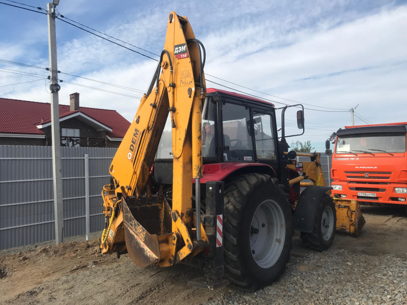 ДОРЭЛЕКТРОМАШ ДЭМ-1145 на базе трактора МТЗ 92П Экскаватор-погрузчик HV Market