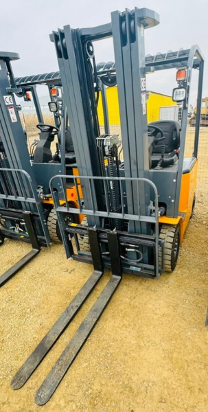 Aurora CPD* Вилочный погрузчик HV Market