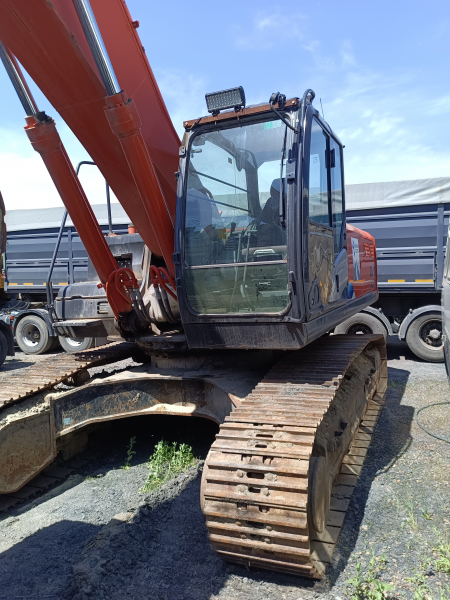 HITACHI ZX330 Экскаватор
