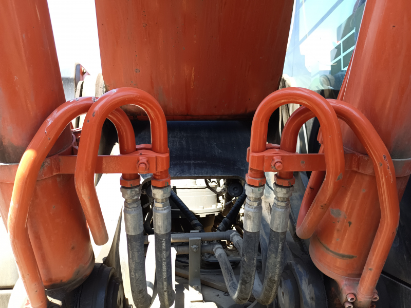 HITACHI ZX330 Экскаватор