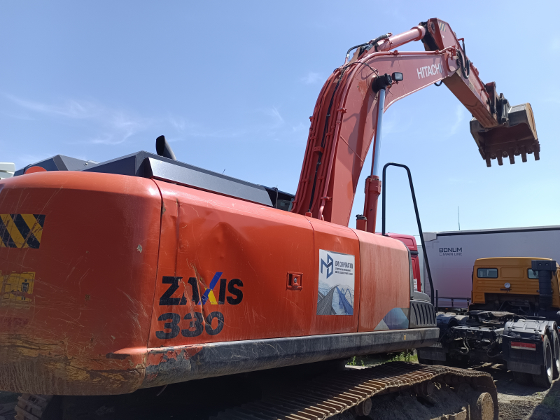 HITACHI ZX330 Экскаватор