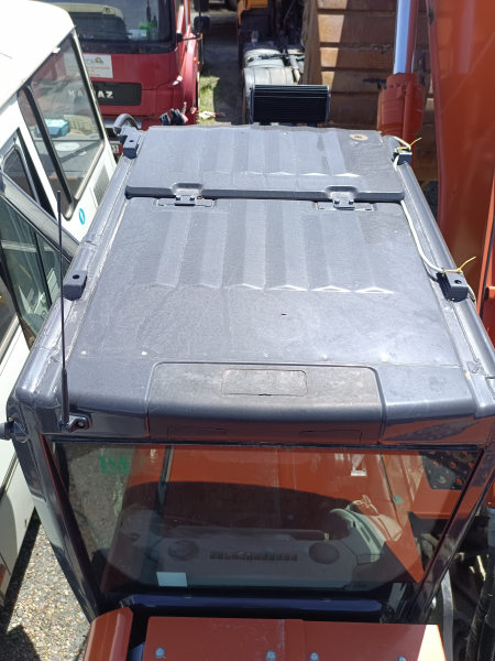 HITACHI ZX330 Экскаватор