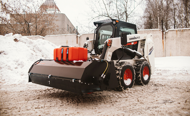 Щетка дорожная коммунальная Impulse SP1850BS с бункером и системой орошения HV Market