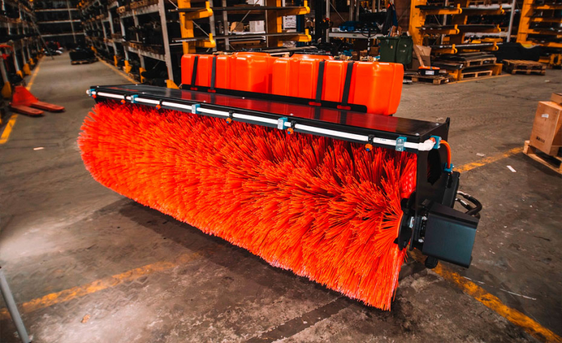 Impulse SP 2400 G (гидра поворот) КОМПЛЕКТ (Щетка + система полива с насосом) без переходной плиты HV Market