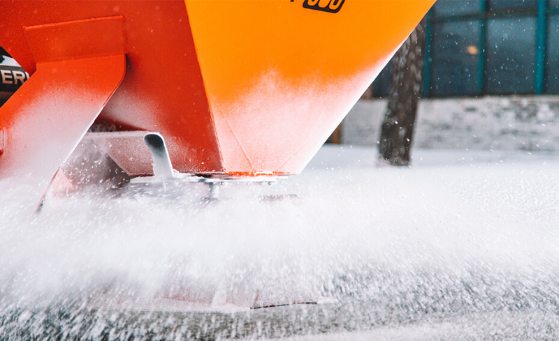 Пескоразбрасыватель для мини-погрузчиков Impulse P500 HV Market