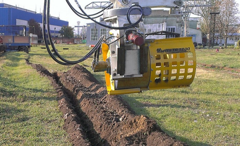Траншеекопатель Delta TR1200 для грунта
