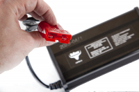 Зарядное устройство для свинцовых тяговых аккумуляторов 24V60AН (10A) Anderson HV Market