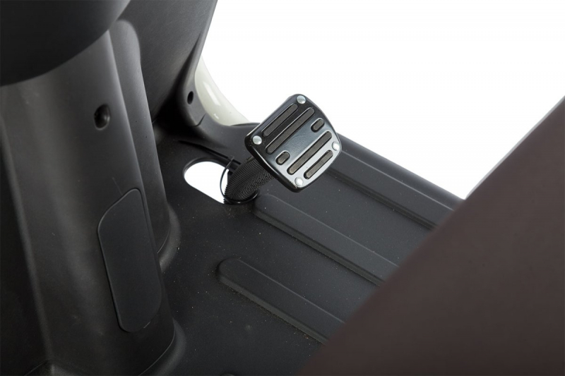 Электротрицикл Rutrike Gelbert Beta 48V/60V 800Вт Серебристо-белый