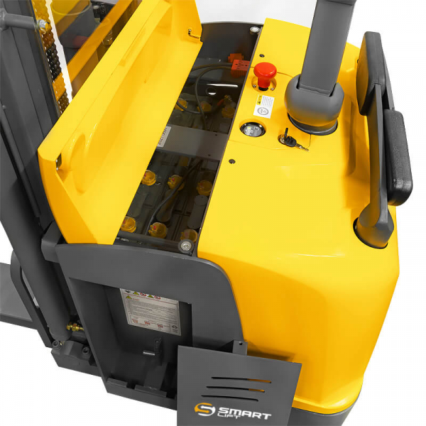 Штабелер самоходный CDDK15-III (1500 кг, 5,6 м, 24В / 240Ач) SMARTLIFT