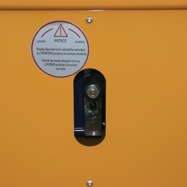 Подъемник ножничный несамоходный SJY-0.5-9 (AC/DC, 500 кг, высота подъема 9 м) SMART