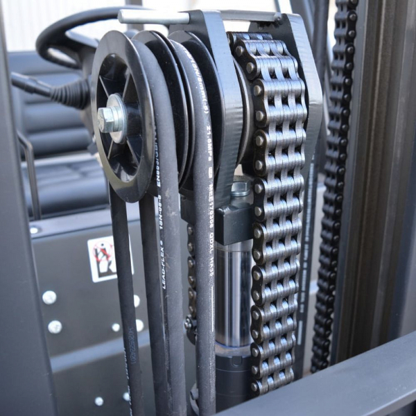 Электрический погрузчик OXLIFT RX 1650 5 М