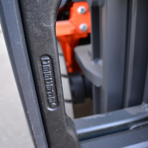 Электрический погрузчик OXLIFT RX 1650 5 М