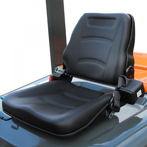 Дизельный погрузчик CPCD15-WS5K2 с японским двигателем, свободным подъемом и боковым смещением вил