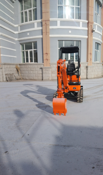 ГУСЕНИЧНЫЙ МИНИ-ЭКСКАВАТОР LONKING CDM6016