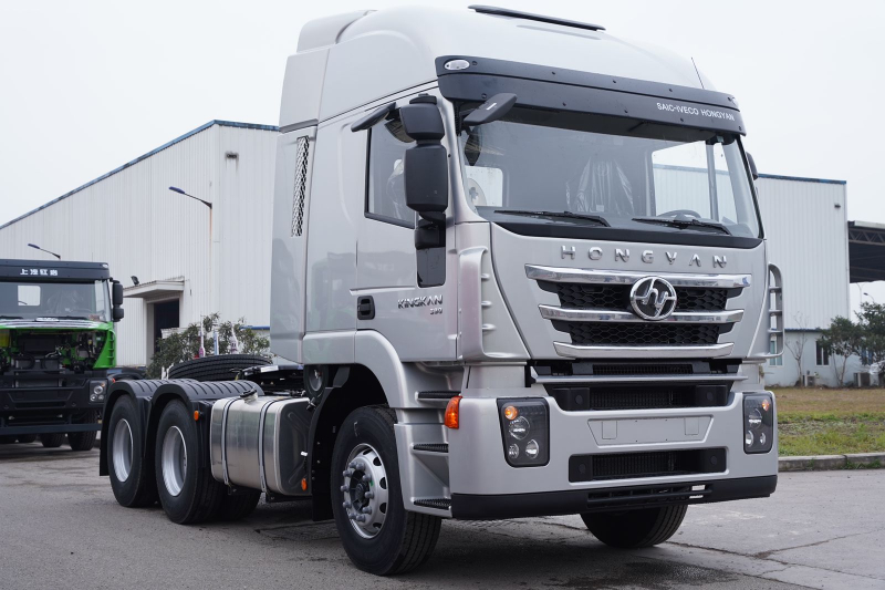 Седельный тягач 6х4 HONGYAN